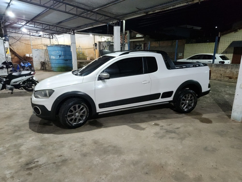 Volkswagen Saveiro 1.6 Cross Cab. Estendida Total Flex 2p