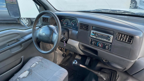 Imagen 11 de 17 de Ford F-4000