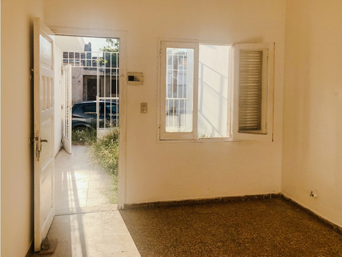 Alquiler - Casa 2 Dormitorios - Yofre Sur