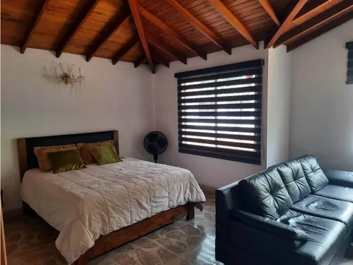Casa Amoblada En Arriendo Poblado Los Naranjos
