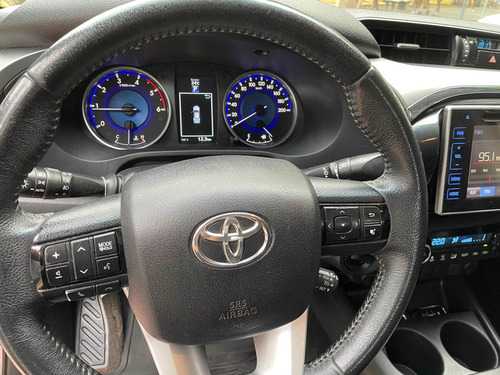 Toyota Hilux 2.8 Cd Srx 177cv 4x4 At Unica Mano