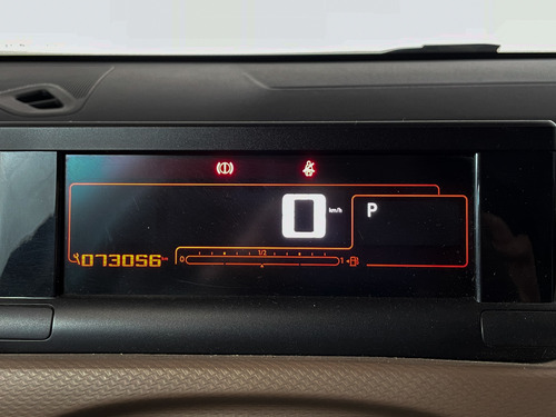 Citroën C4 Cactus PURETECH 110 AT SHINE