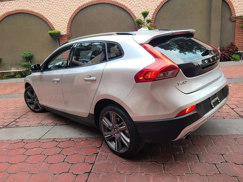 Imagen 5 de 15 de Volvo V40