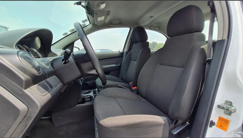 Imagen 9 de 9 de Chevrolet Aveo Ls 1.6l L4 103hp Mt Aa Ba 2018