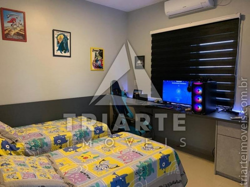 Ref.: 3095 - Casa Condom. Em Quadra Para Venda - V3095