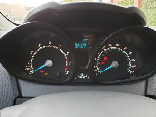 Imagem 11 de 14 de Ford Fiesta 2017 1.6 16v Sel Flex 5p