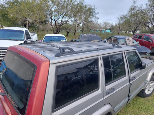 Jeep Cherokee Sport 2000 ( En Partes ) 1997 - 2001 4.0 Yonke