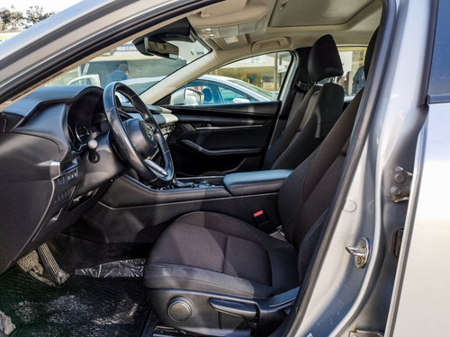 Mazda 3 Sedan 2021