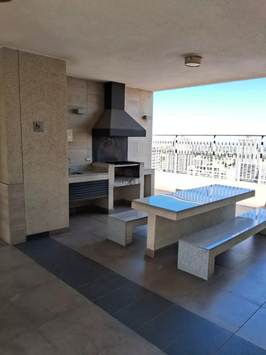 Impecable Departamento En Moderno Edificio A Pasos Alameda
