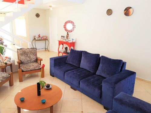 Casa De Condomínio À Venda Na Rua Valentim Milanes, Parque Nova Jandira, Jandira - Sp - Liv-5546