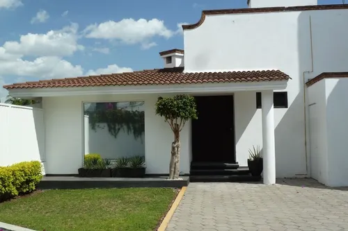 Hermosa Casa Una Planta En Camino Real Y Zavaleta