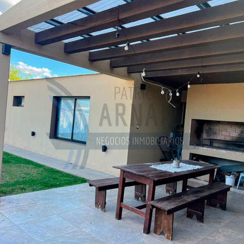 Se Vende Excelente Propiedad En Saladillo.