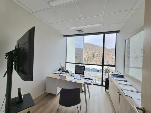 Moderna Y Funcional, En Edificio Empresarial