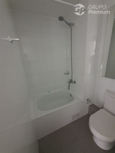 Departamento En Venta De 2 Dorm. 2b Con Bodega En La Florida