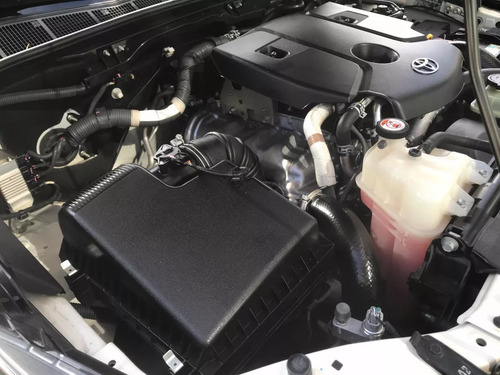 Imagen 23 de 24 de Toyota Hilux 2.8 Cd Srv 177cv 4x4 Mt2017