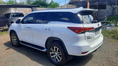 Toyota Sw4 2.8 Srx 177cv 4x4 7as At 2017