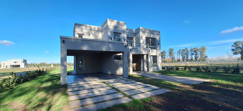 Terreno En Barrio Lomas De Ezeiza