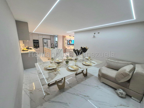 Maravilloso Y Completamente Remodelado Apartamento En Venta Con Inmejorable Ubicación Colinas De La Tahona
