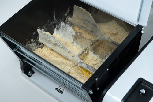 Sovadeira Masseira 5kg C/ Gabinete Multiuso Pão Pizza And