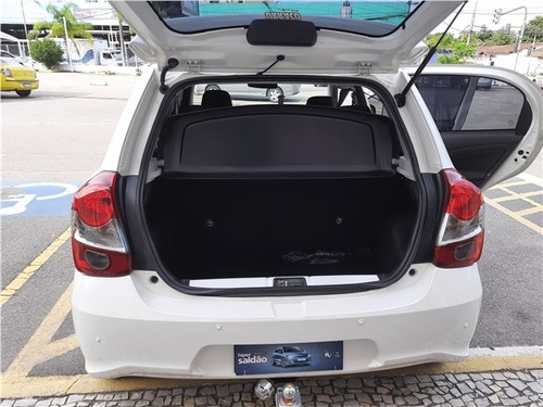 Toyota Etios 1.5 X Plus 16v Flex 4p Automático