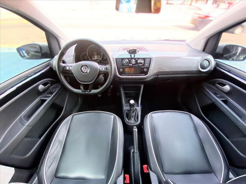 Imagem 2 de 9 de Cross Up 1.0 Tsi 12v Flex 4p Manual