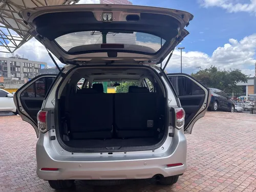 Toyota Fortuner 2.7l