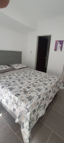 Michelle Vende Apartamento En La Trigaleña Alta Ib-js