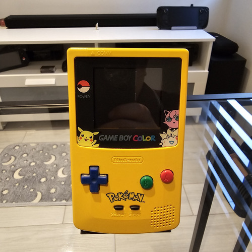 Gameboy Color: Limited Pokémon Edition - Yellow