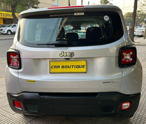 Imagen 5 de 15 de Jeep Renegade 2017 Sport 1.8 Plus
