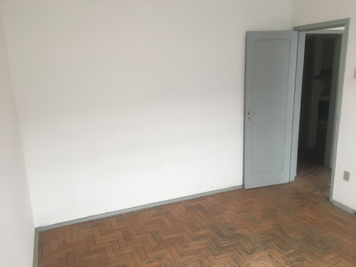 Imagem 13 de 14 de Vendo Apartamento No Horto, Belo Horizonte Urgente !!
