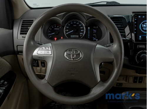 Toyota Hilux SW4 2.7 SR 4X2 16V FLEX 4P AUTOMÁTICO
