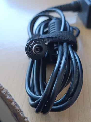 Adaptador De Corriente Samsung N150 Ad-4019s 40w 19v 2.1a (Usado)