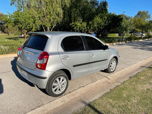 Toyota Etios 1.5 Xls At