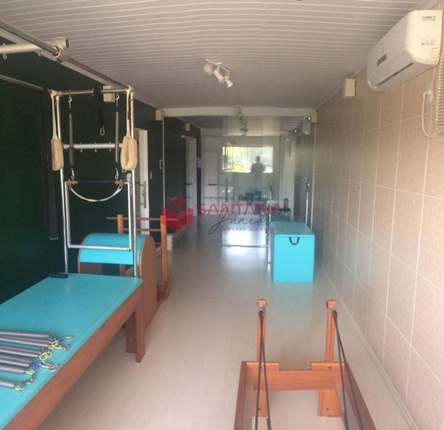 Imagem 15 de 30 de Salão Com 130m2 , Primeiro Andar Todo, Centro Empresarial, Transversal Luiz Tarquínio E Estrada Do Coco! - 931533