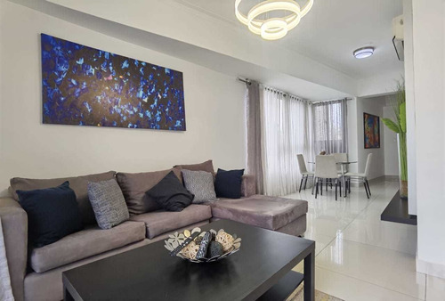 Imagen 4 de 9 de Naco Apartamento Con Excelente Ubicación