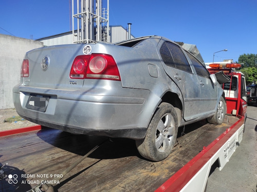Volkswagen Bora Tdi Chocado Listo Para Transferi