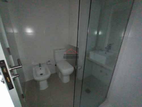 Apartamento En Zona Brava * 3 Dormitorios- Ref: 5358