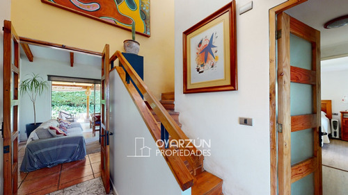 Se Vende Casa De 4 Dormitorios 4 Baños Terreno De 498 Mts2.