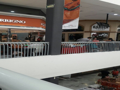 Imagen 4 de 11 de Local Plaza Comercial En Renta, Monterrey, Nuevo León