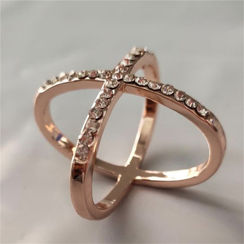 Anillo Con Cierre De Bufanda Y Hebilla Con Forma De Chal De