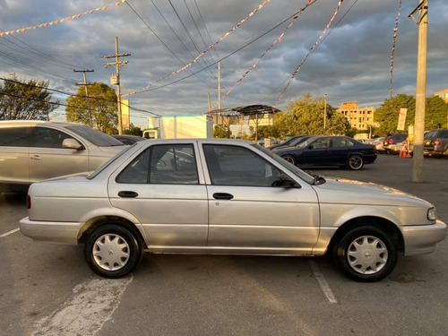 Nissan Sentra B13