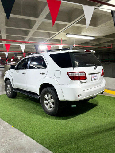 Toyota Fortuner 4x4 2010