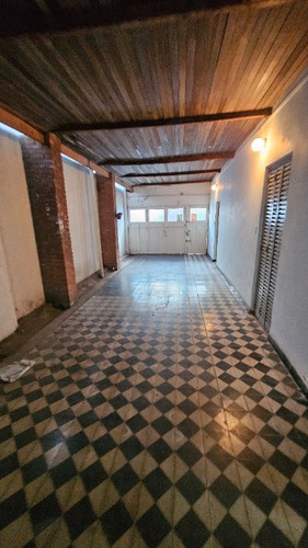 Casa En Venta En Lanus Este