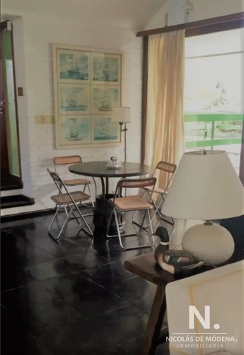Venta De Casa 5 Dormitorios En El Golf