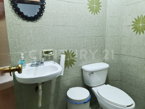 Oficina - Consultorio En Venta, Ladron De Guevara, Guadalajara, Jalisco