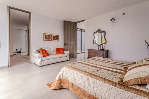 Casa En Venta En Llanogrande. Cod V14030