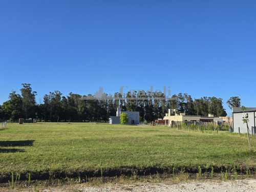 Gran Lote En Venta - Barrio Haras Del Mar