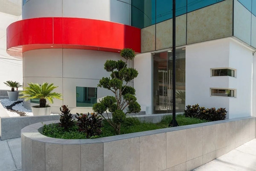 Edificio Comercial En Venta En Monterrey