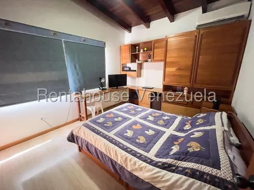 Casa En Venta. Urb. Sorocaima.