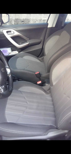 Peugeot 208 Allure Touch Screen